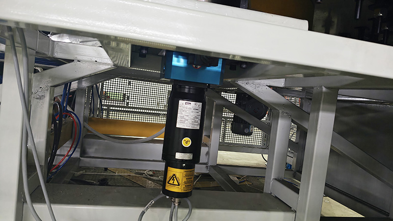 防爆伺服電機在自動噴涂設(shè)備中的應(yīng)用方案